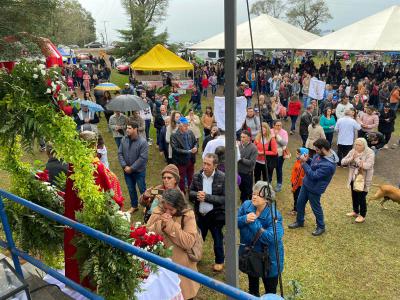 Missa em louvor ao Bom Jesus em Campo Mendes teve o Pároco Sebastião presidindo com liturgia da Rádio Campo Aberto